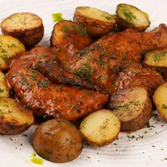 Roasted chicken with baby potatoes