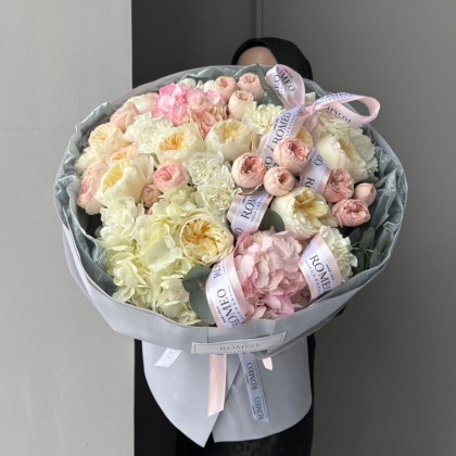 Iconic Blooms