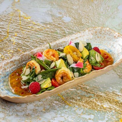 ЛЕТНИЙ БРИЗ