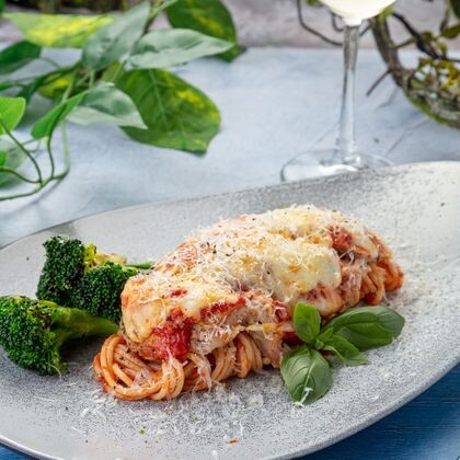 ЧИКЕН ПАРМЕДЖАНО