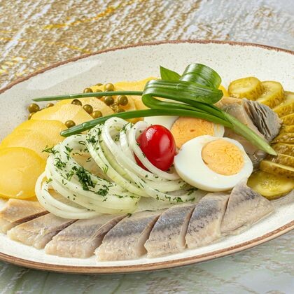 РУССКАЯ ЗАКУСКА