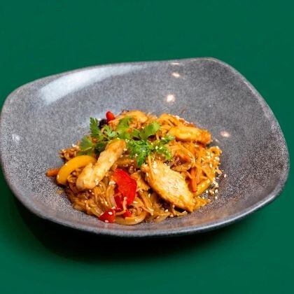 WOK с курицей
