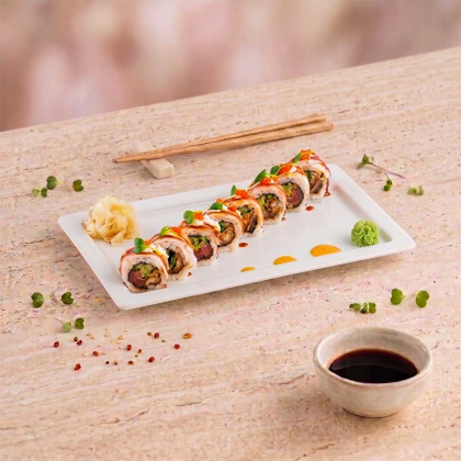 Sriracha Fusion roll