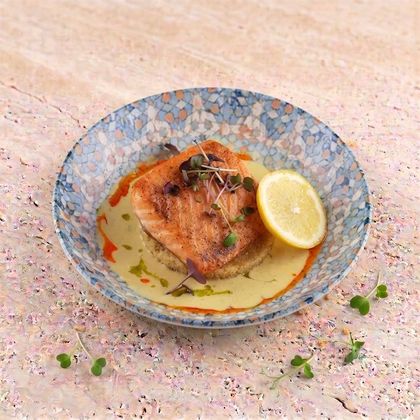Salmon steak & quinoa