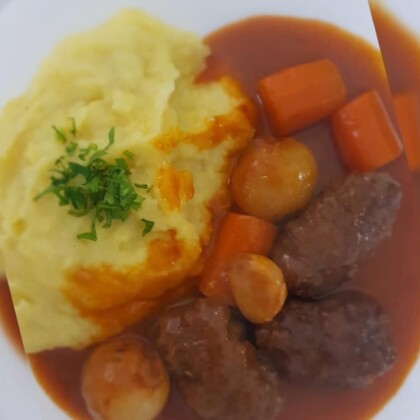 Росто С Говядиной