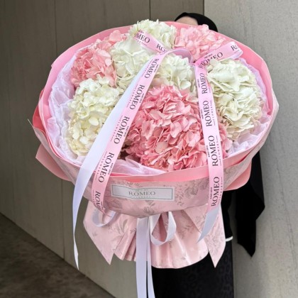 Нежное облачко в милом оформлении